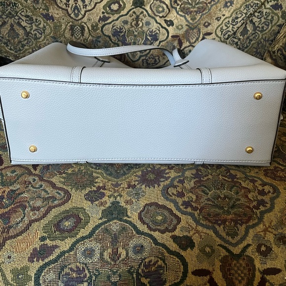 Tory Burch Perry Triple Compartment Tote! - Picture 7 of 11
